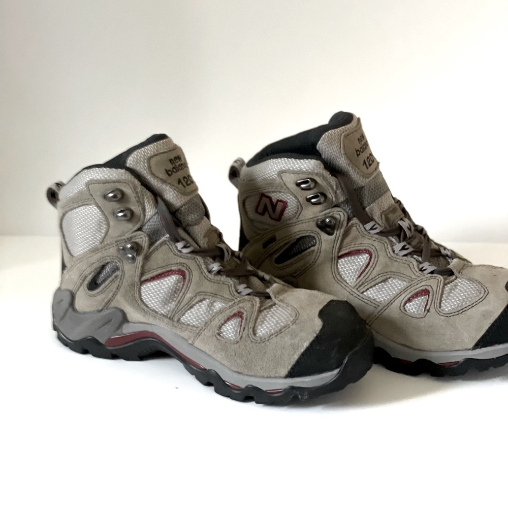 New balance waterproof/gore-Tex hiking boots. Vibram soles. Worn once, too big.